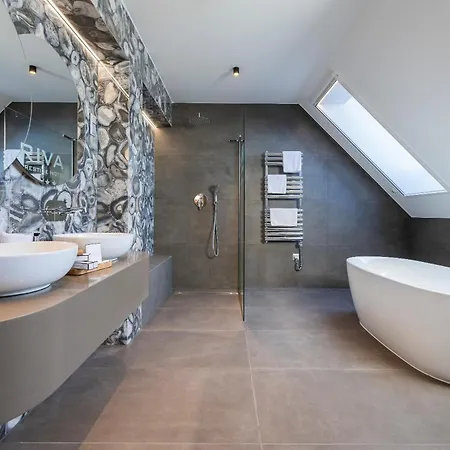 מלון Riva Prestige סגד