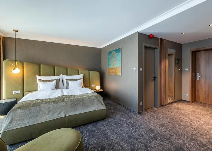 Riva Prestige 4* Szeged